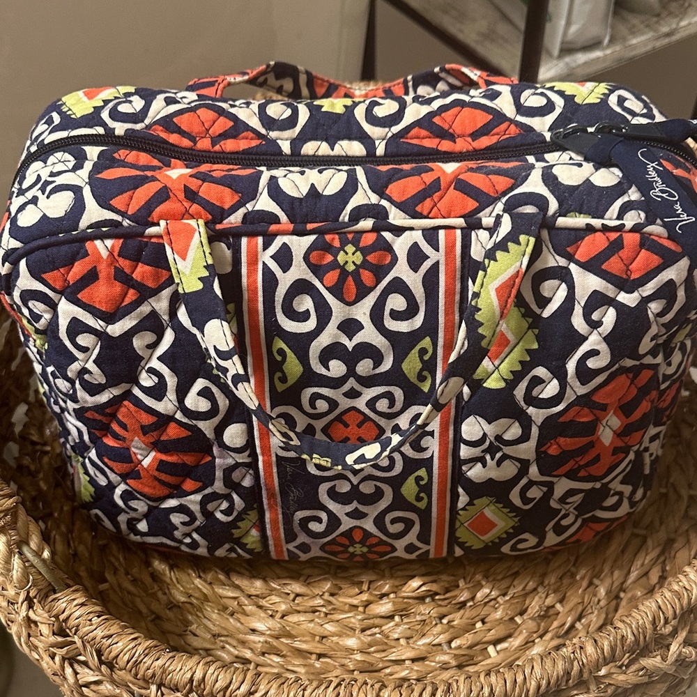 👜💄Vera Bradley Cosmetic Bag w/handles and divided pockets:Sun Valley Pattern-